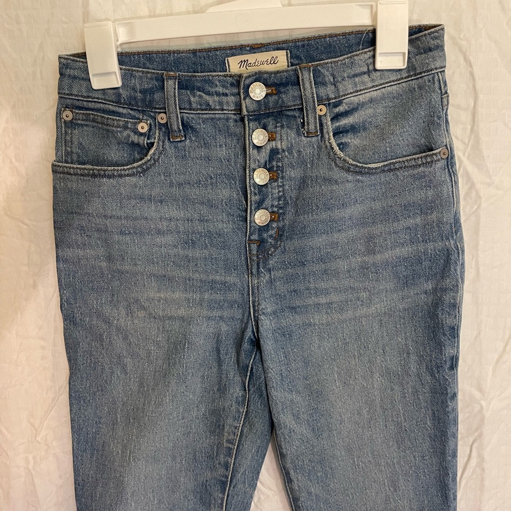 Madewell Cali-Demi Bootcut Crop Jean in Light Wash